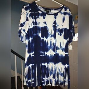 Women's Short Sleeve Tie-Dye Top